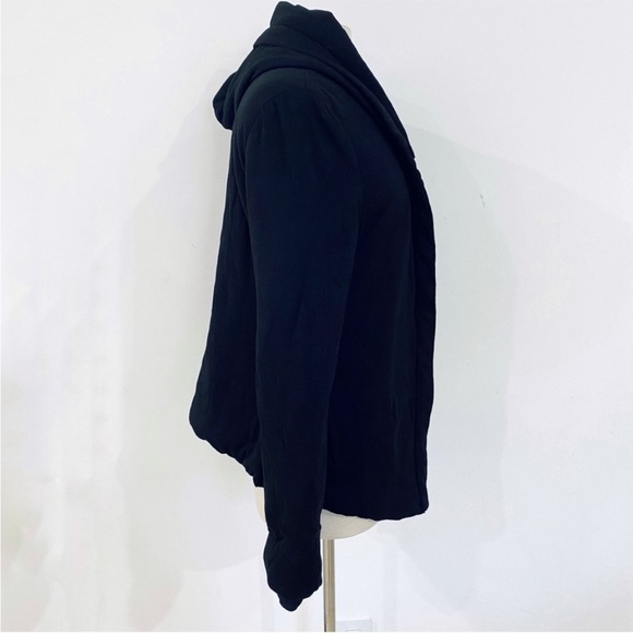 BCBGMaxAria padded quilt light jacket - Picture 3 of 13